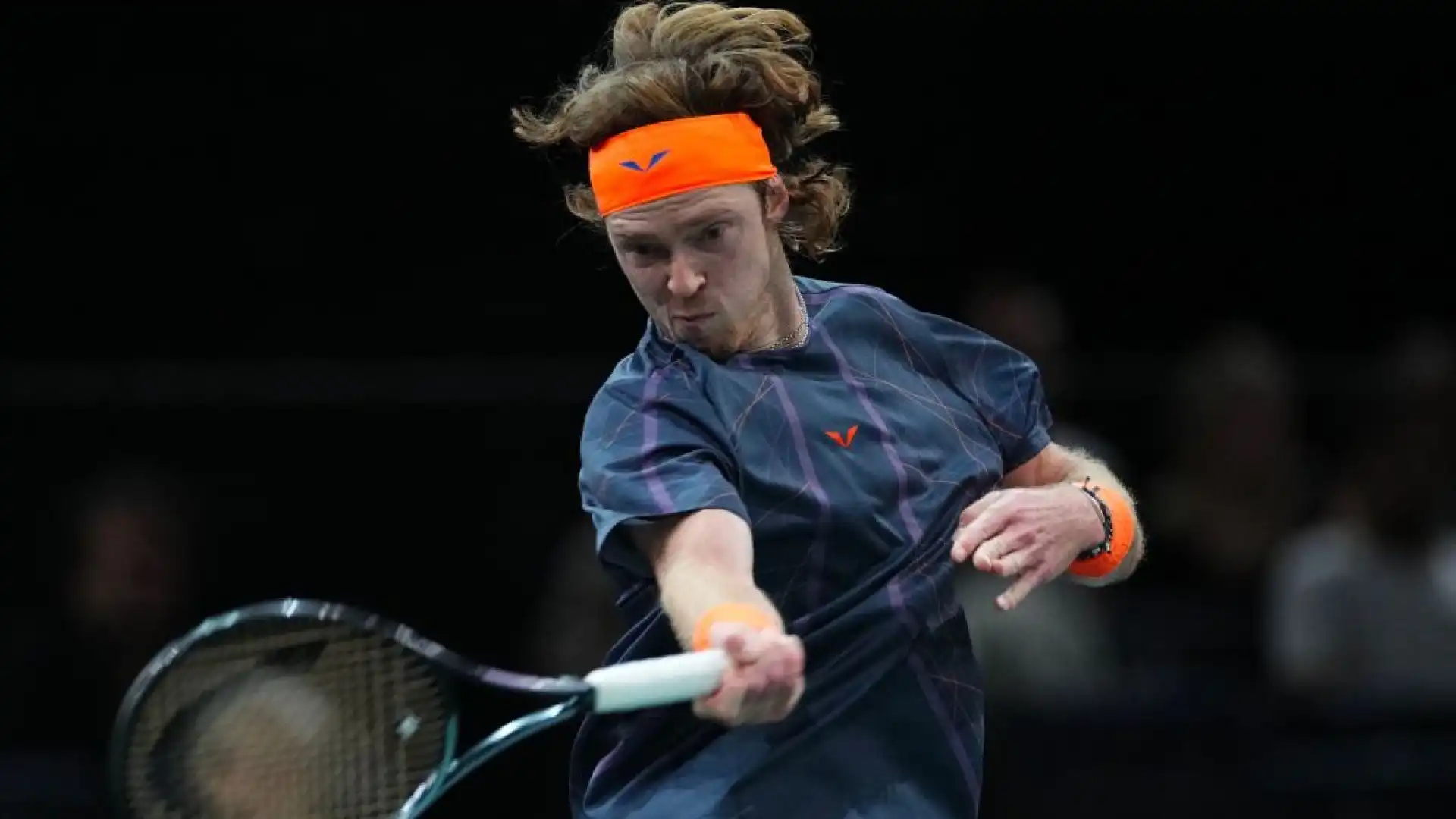 Andrey Rublev imita Jannik Sinner