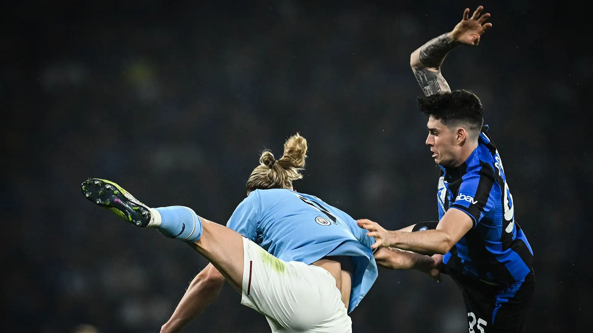 Bastoni è stato acquistato dall'Inter nel 2017, poi ha giocato in prestito ad Atalanta e Parma
