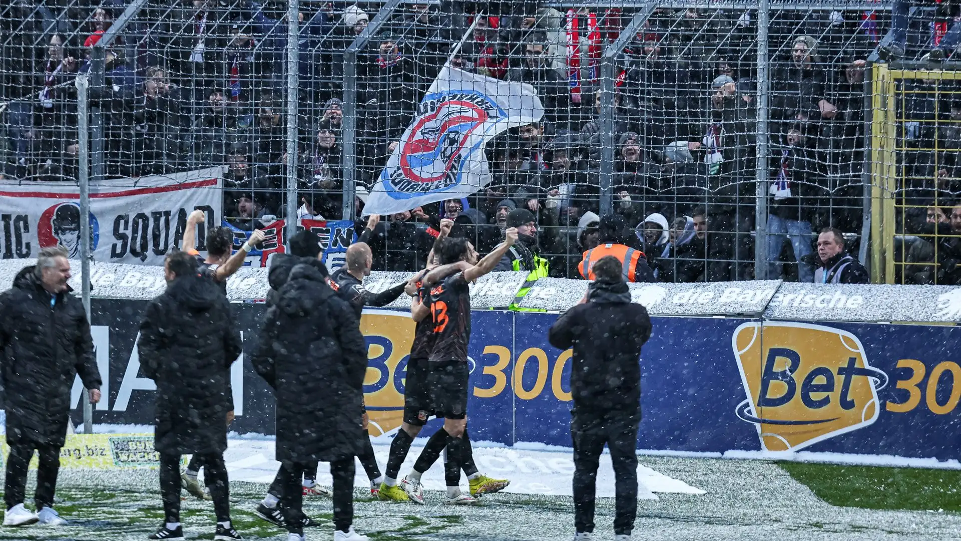 L'Unteraching, che nel 2000 fu decisivo per una Bundesliga vinta dal Bayern, balza a 25