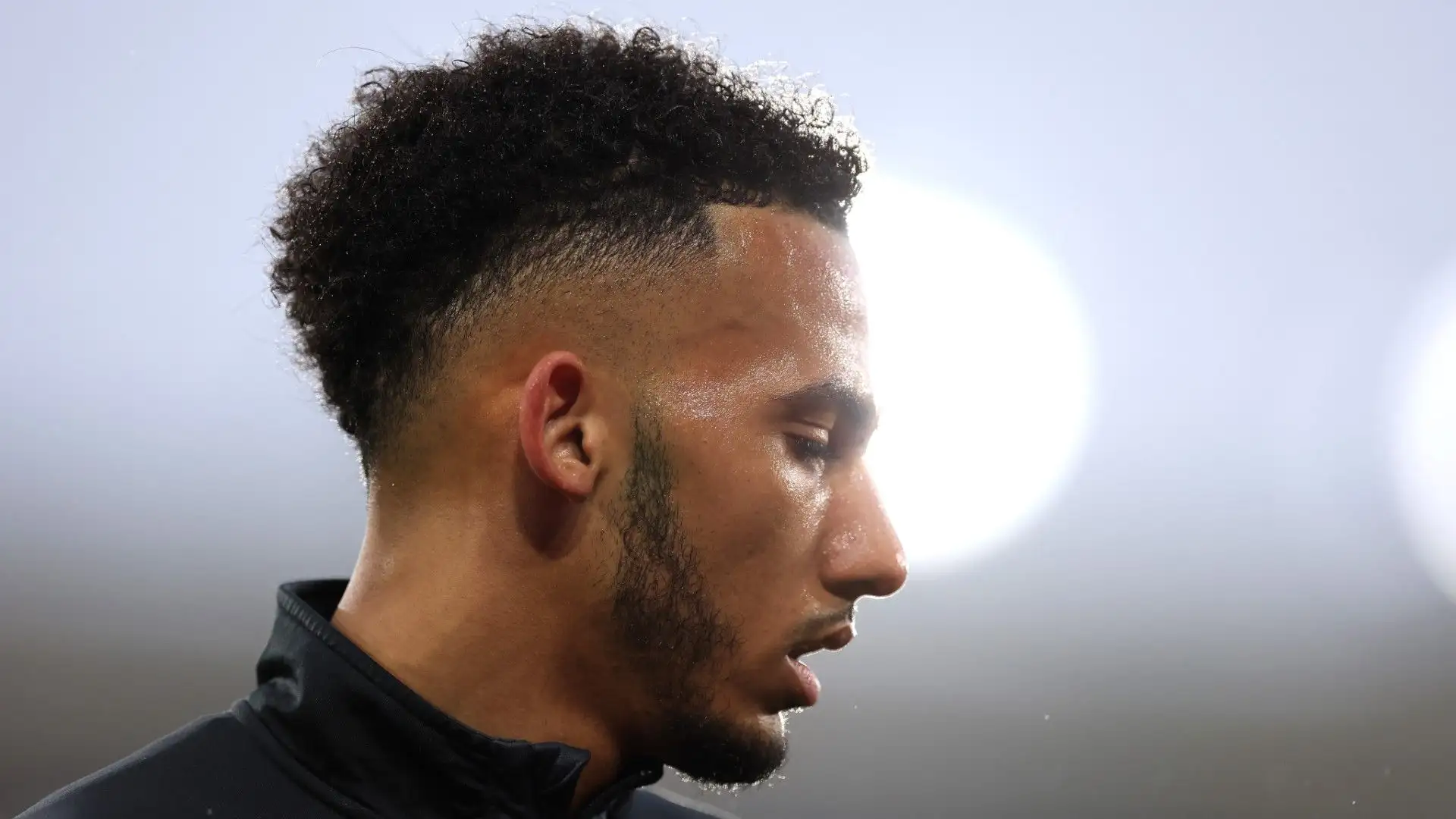 Il difensore ha un contratto con il Bournemouth fino a giugno e non ci sono stati incontri per il rinnovo
