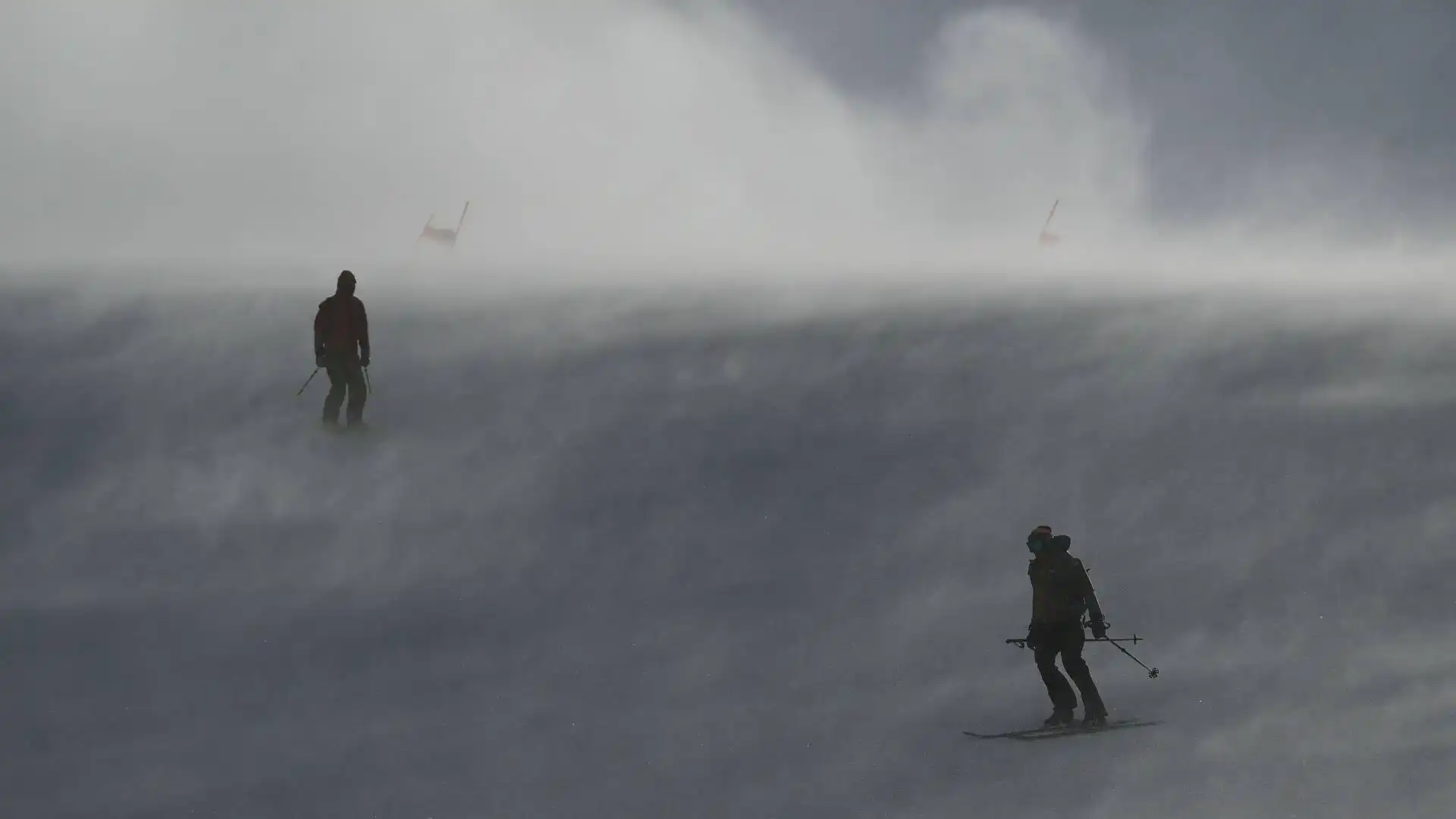 Prima discesa femminile cancellata a Zermatt/Cervinia