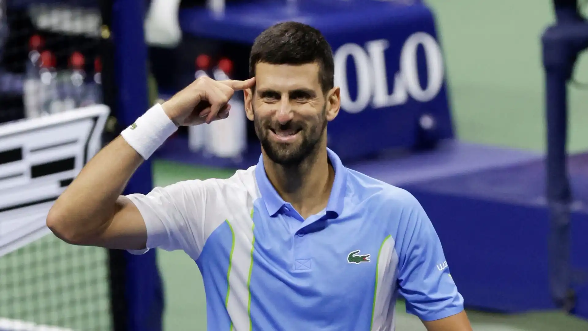 Novak Djokovic soffre ma è in finale