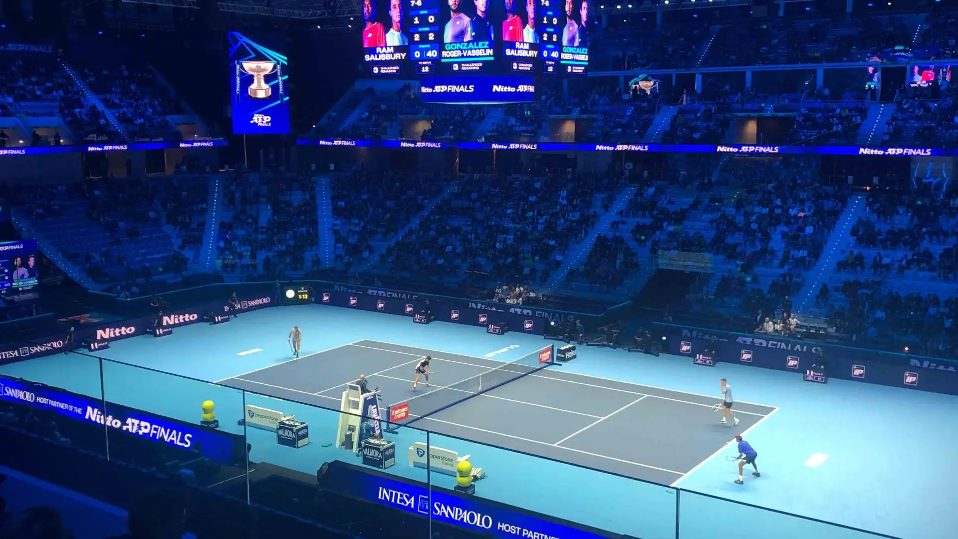  Inoltre, è importante imparare le regole, i suggerimenti e le strategie specifiche per il doppio di tennis per diventare veri professionisti in questo ambito.