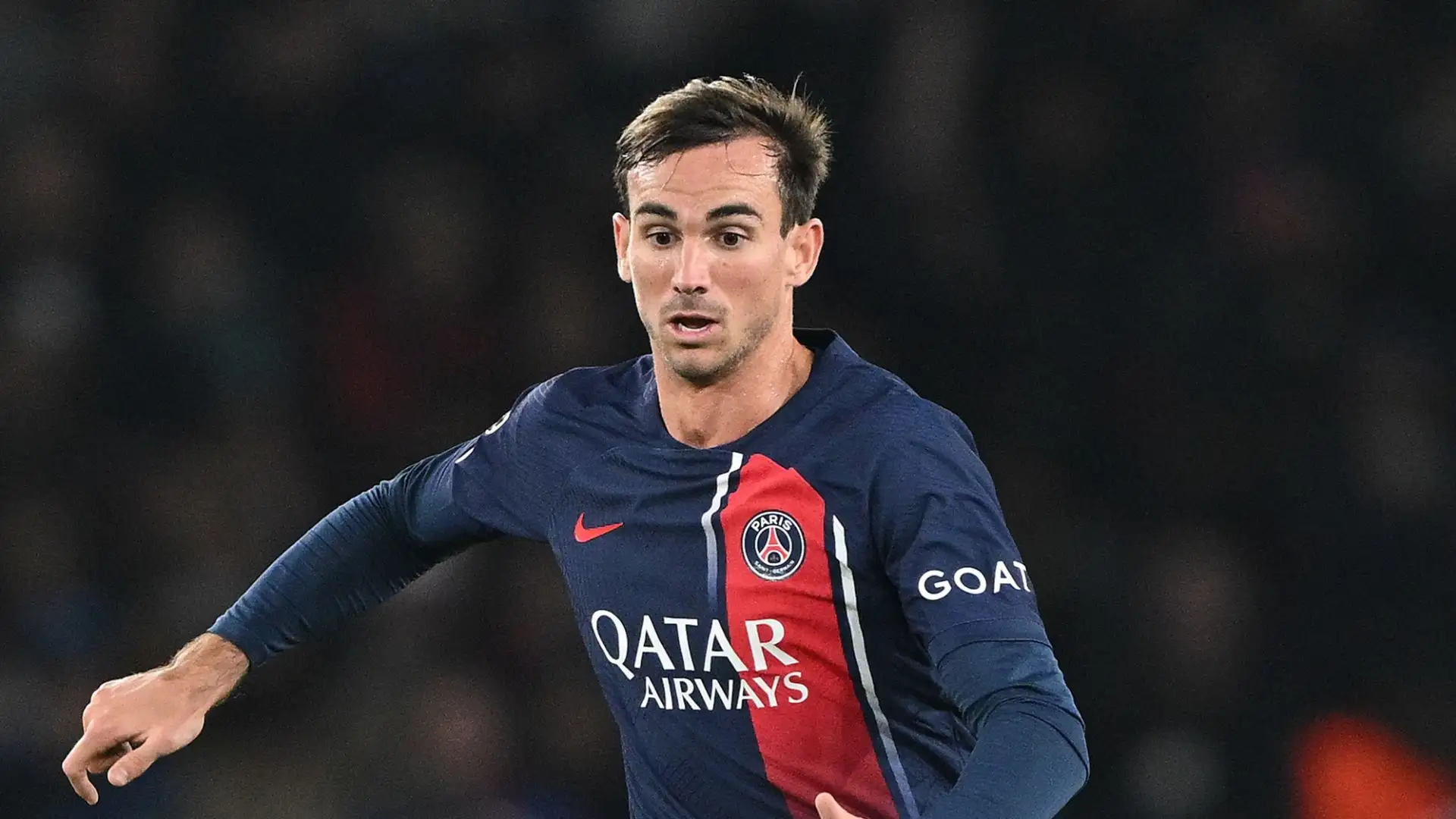 I blaugrana hanno bisogno urgentemente di un centrocampista e proveranno ad ingaggiare il giocatore a gennaio
