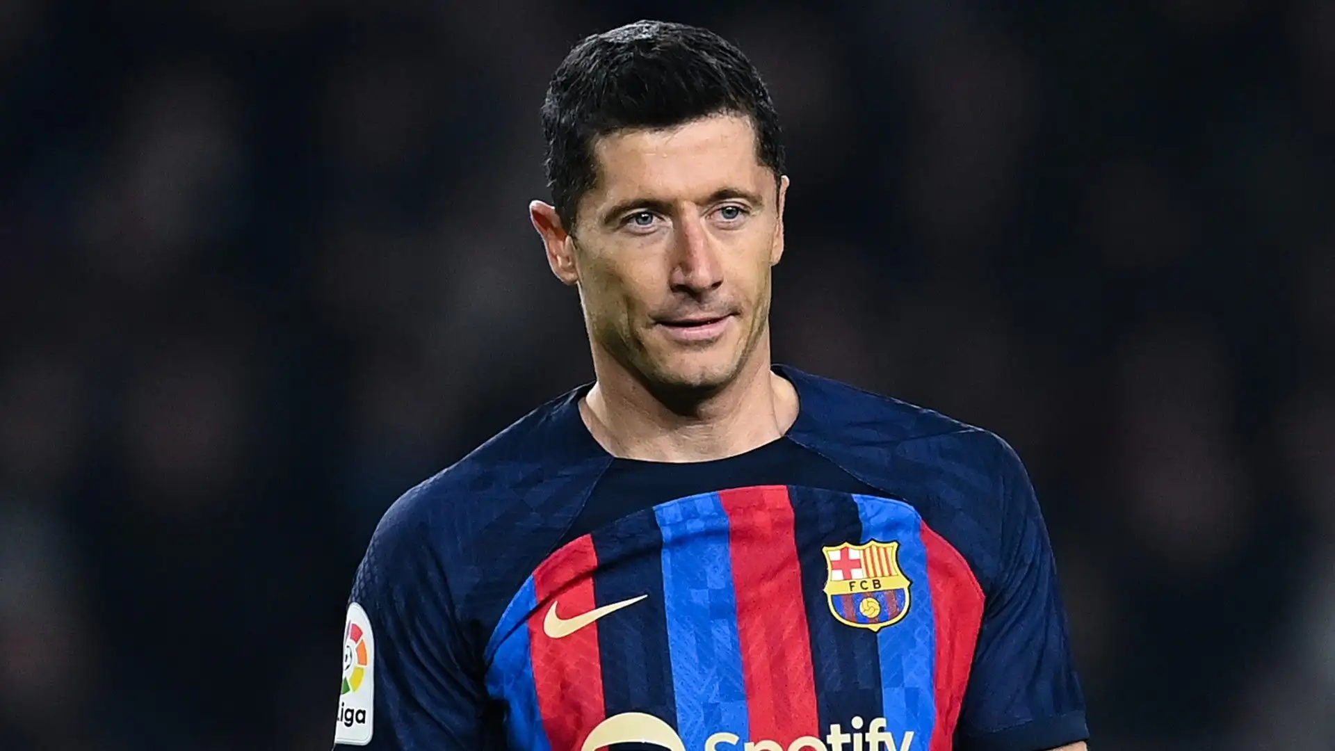 2- Il bomber del Barcellona Robert Lewandowski vale 30 milioni di euro

