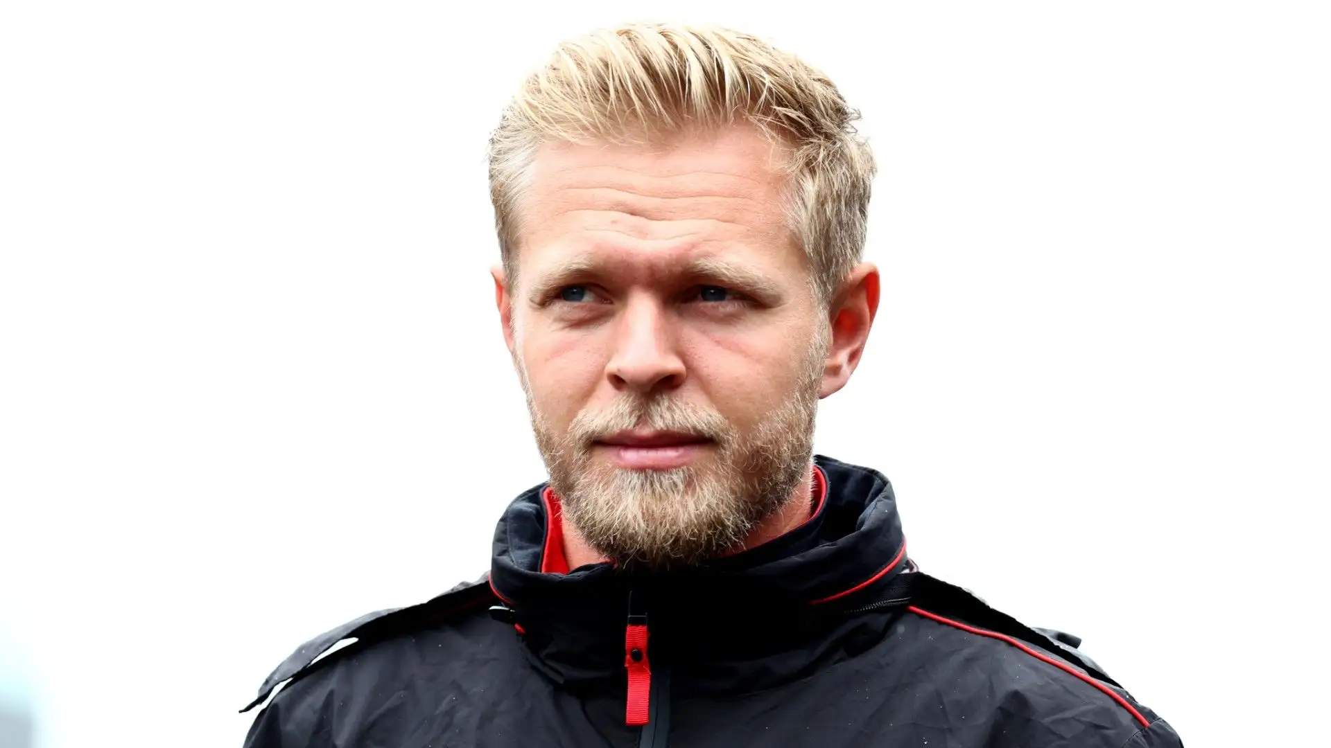 Doveva essere il capitano di una Haas vogliosa di tornare a metà classifica, lui non è andato oltre tre decimi posti. KEVIN MAGNUSSEN rimandato al 2024: VOTO 5 per lui