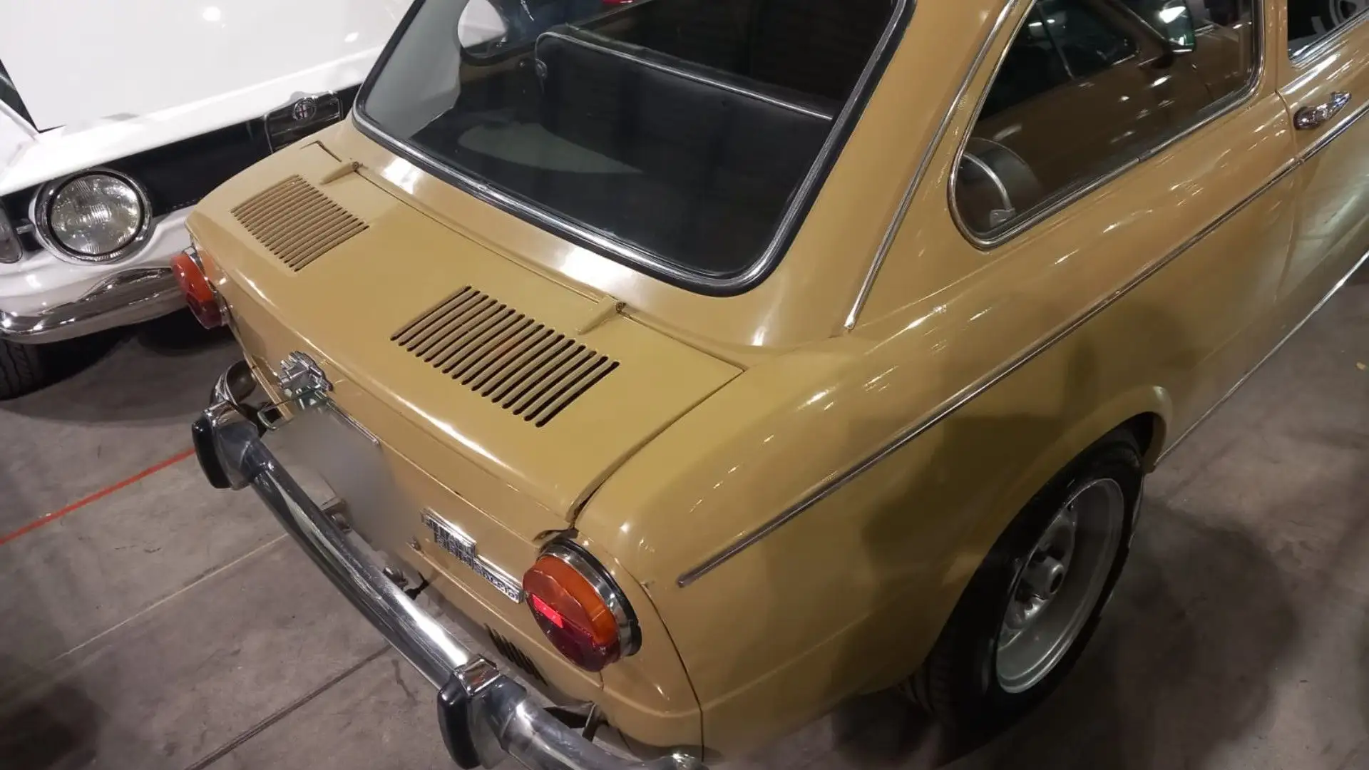 La 850 è il terzultimo modello a motore posteriore prodotto dalla Fiat 