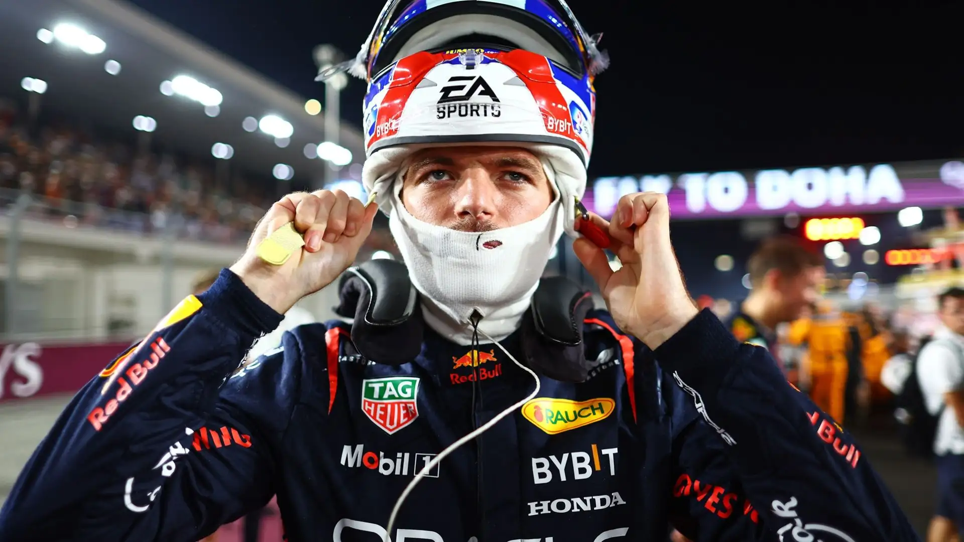 Il tre volte campione del mondo in un'intervista ha spiegato quando lascerà la F1: "Se sentirò che non riuscirò a mettere il massimo impegno smetterò".