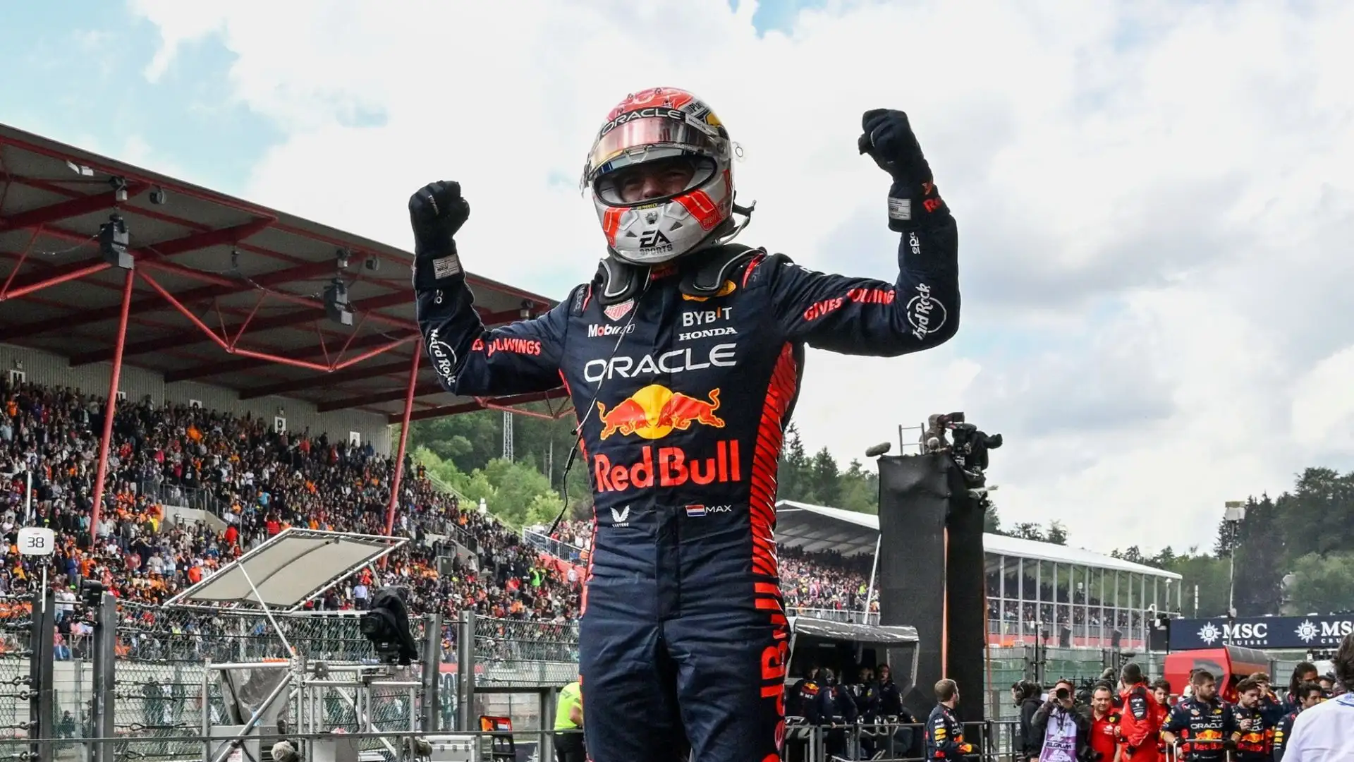 "Penso che continuerà in F1 fino a 40, forse 45 anni"