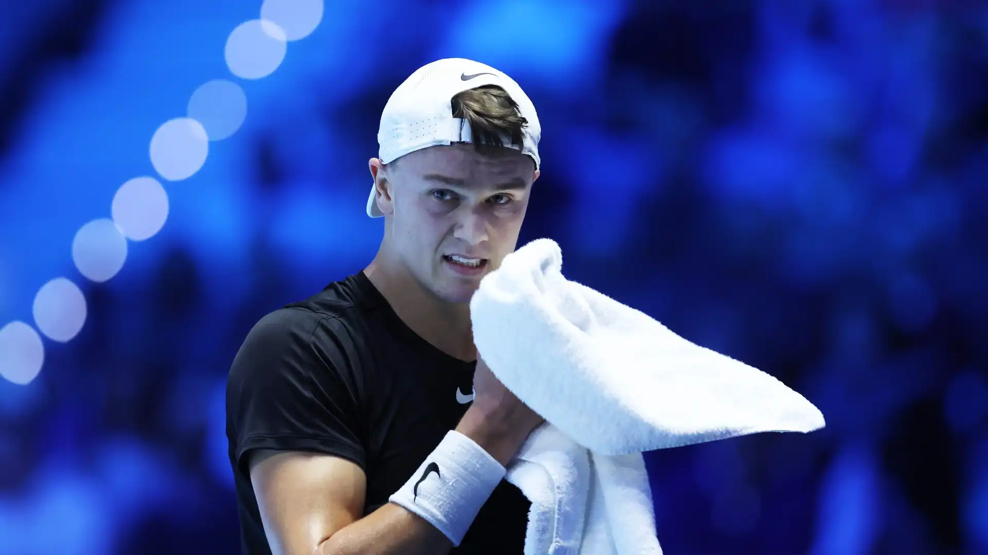 Holger Rune saluta con un pronostico: “Il favorito resta Djokovic”