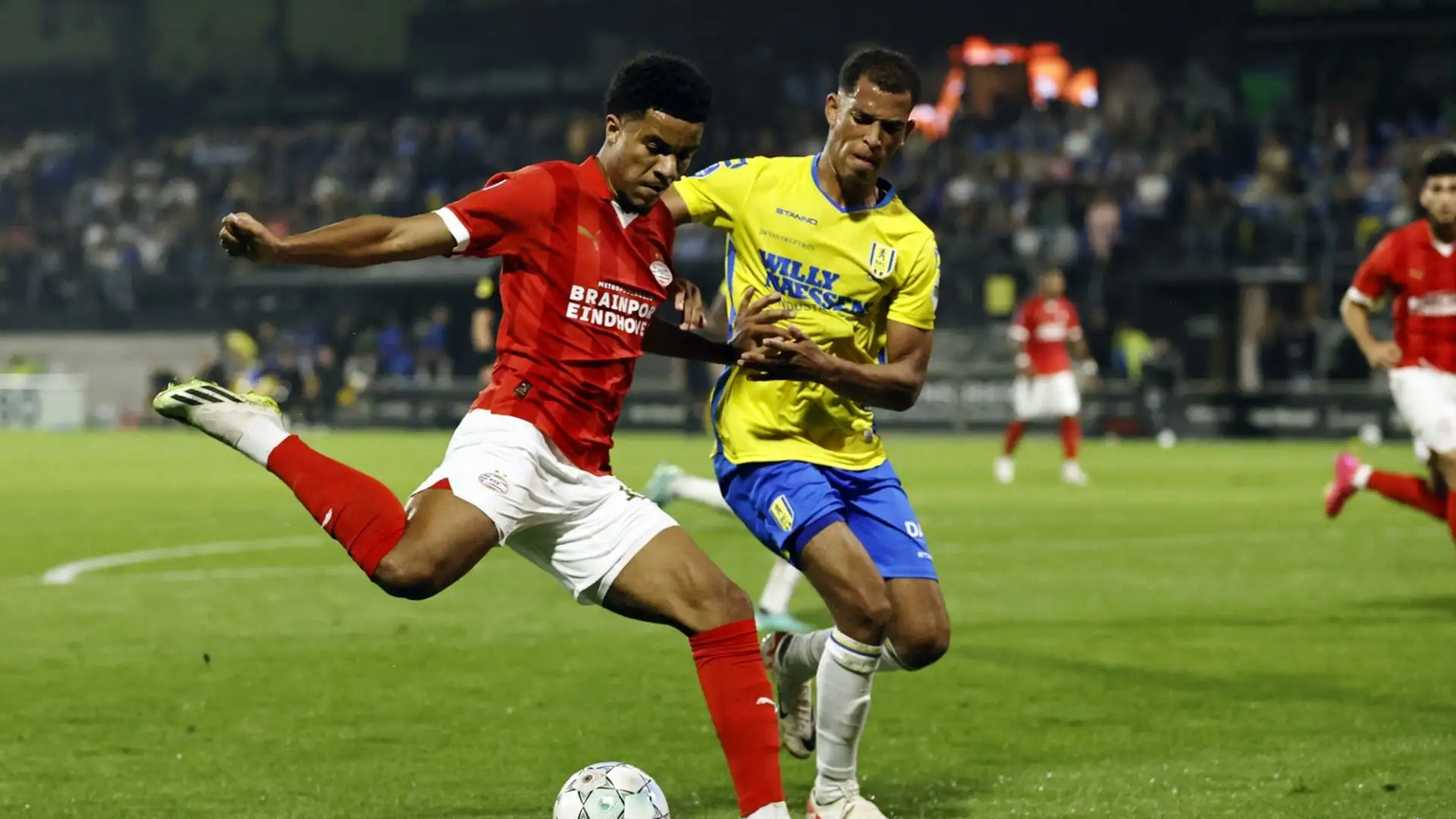 Il futuro non dipende da lui, ma Tillman confessa di sognare un ritorno da protagonista al Bayern Monaco