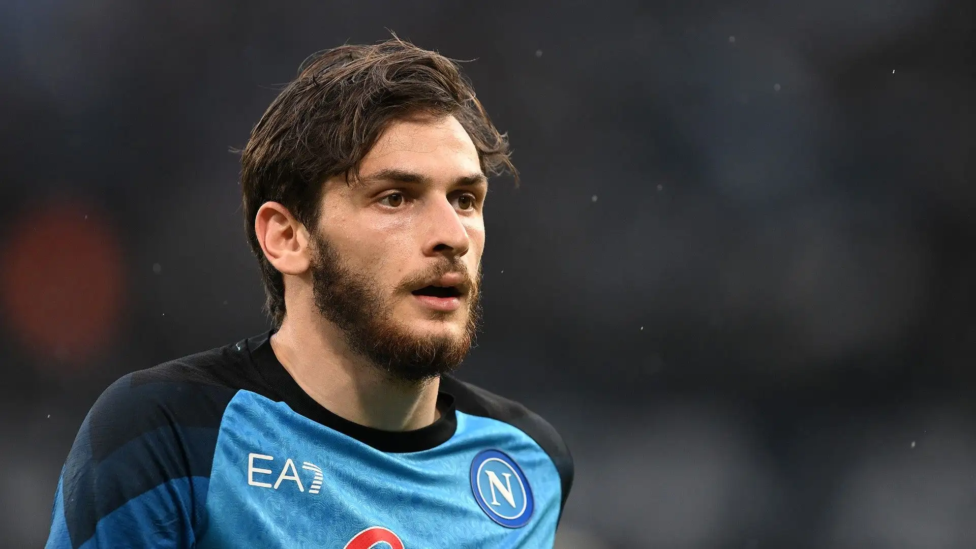 Khvicha Kvaratskhelia sta parlando i queste ore con il club per rinnovare il suo contratto
