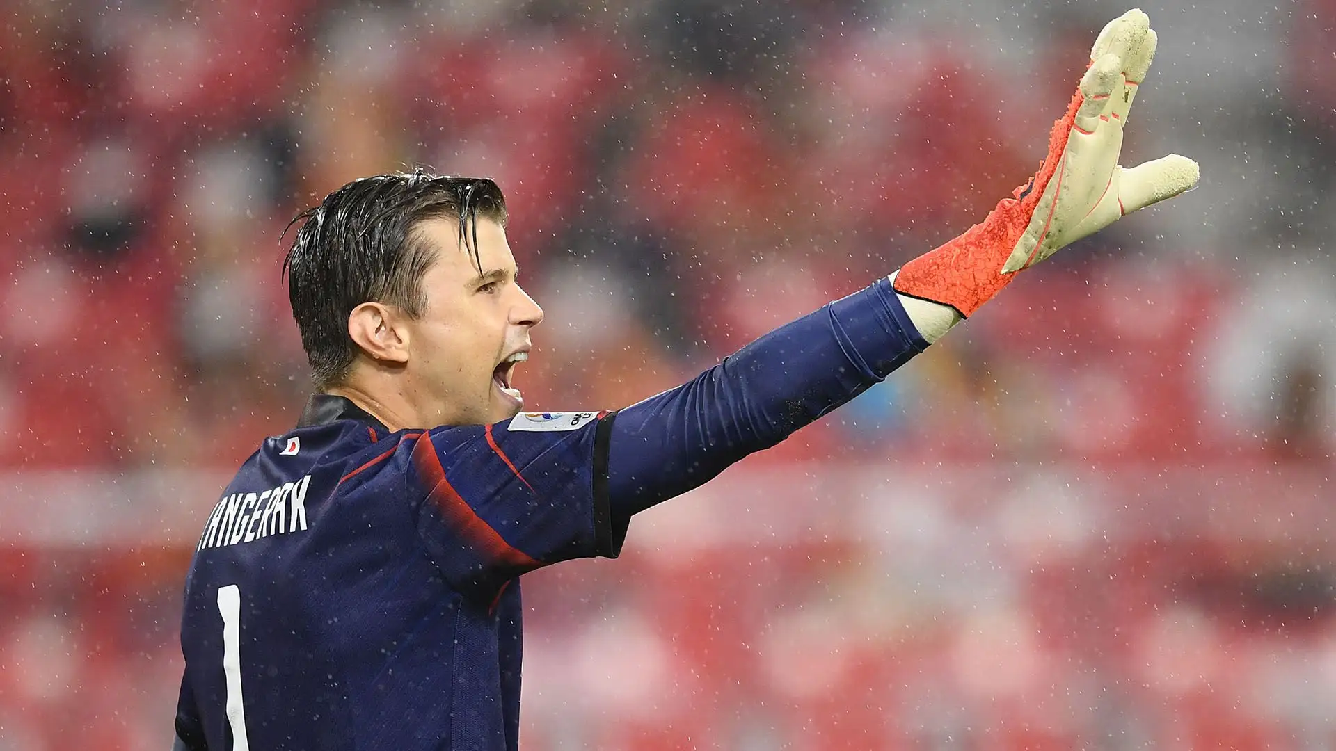 Mitchell Langerak (Nakoya Grampus): 1,24 milioni di dollari