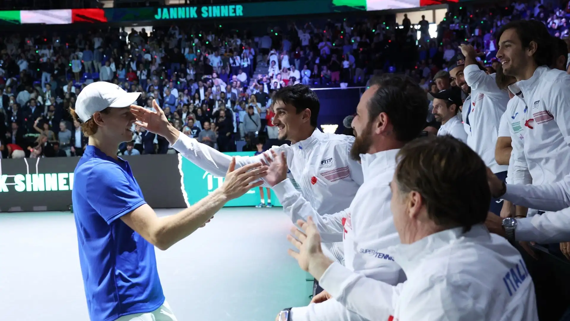 E' un successo storico e straordinario per l'Azzurro, l'Italia esulta