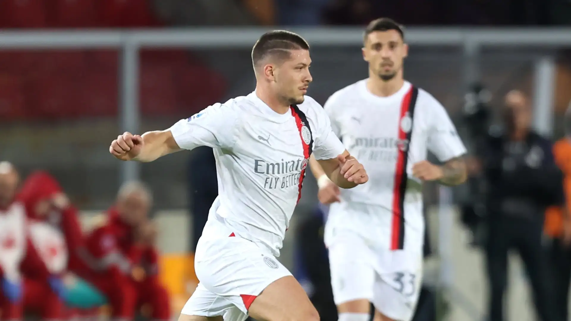 Pioli rischia grosso: con la Fiorentina e con il Frosinone dovrà affidarsi a Luka Jovic, che al momento ha fortemente deluso