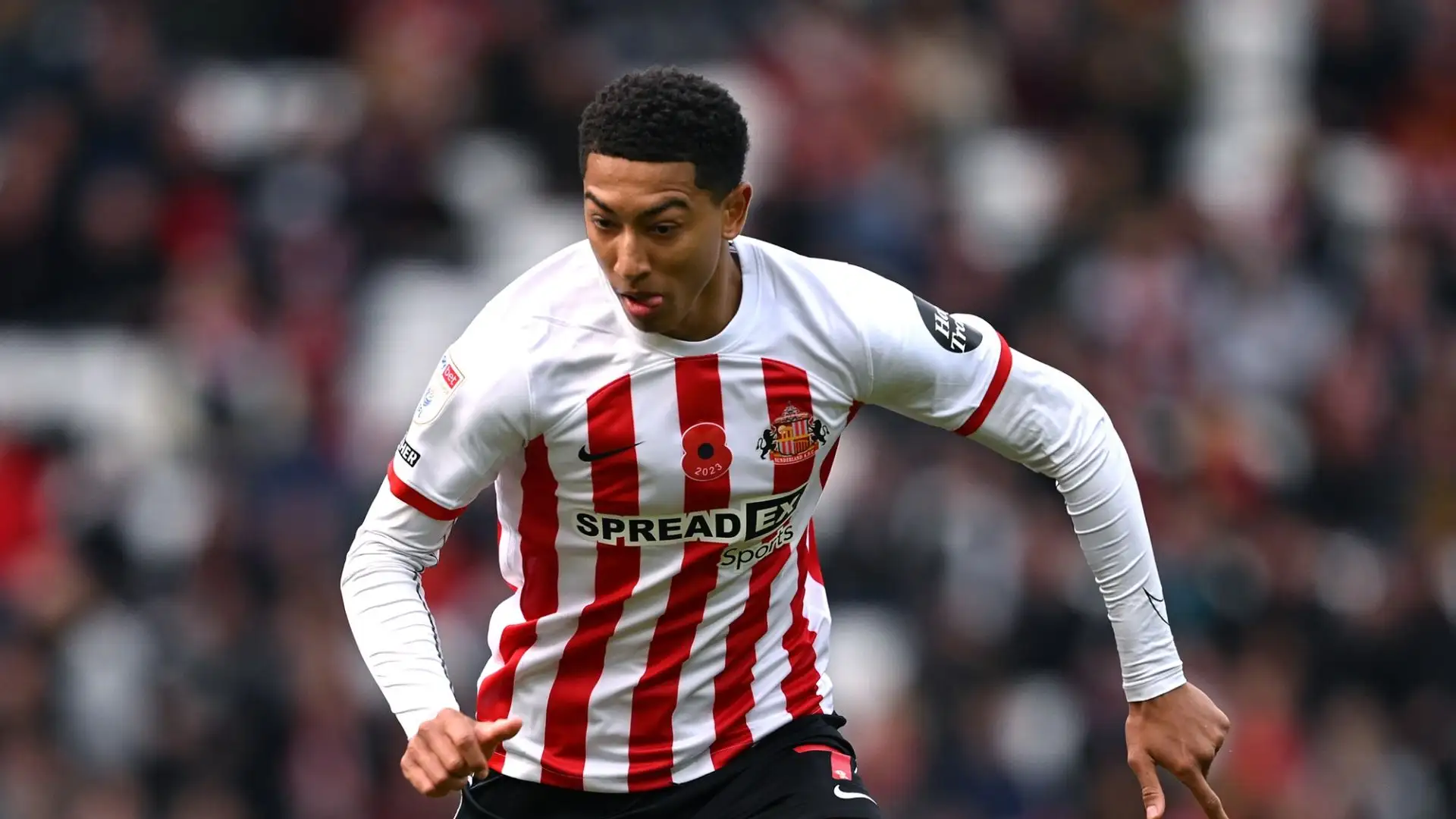 Jobe Bellingham è un centrocampista offensivo del Sunderland