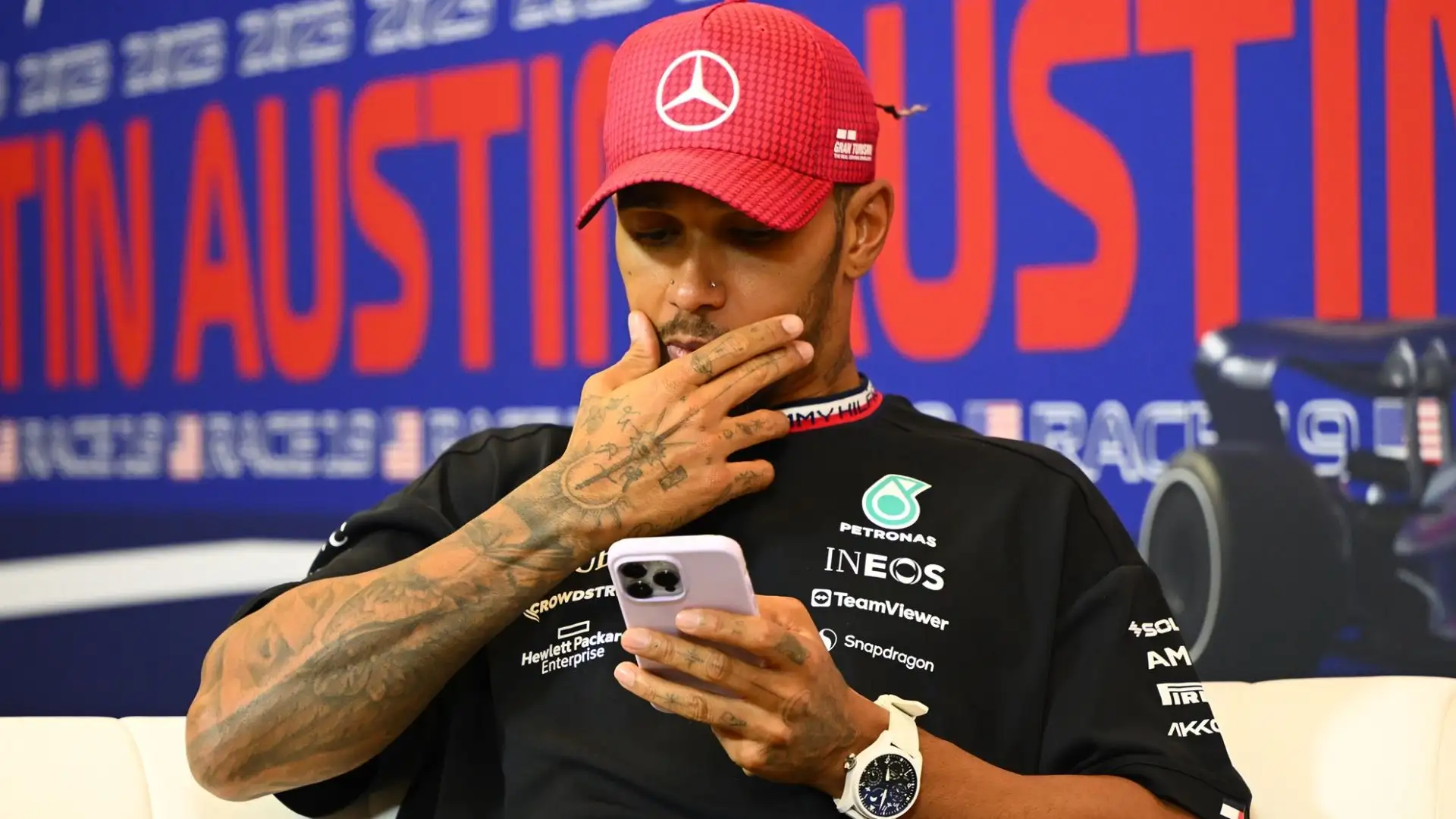 Molti giornali si chiedono se Toto Wolff sia ancora l'uomo giusto per risollevare la situazione in casa Mercedes