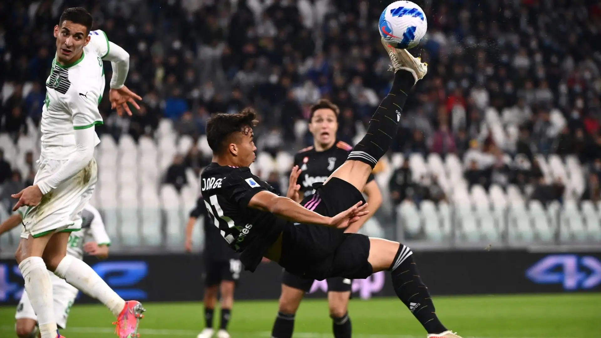 Arrivato alla Juve nel 2021 per 7 milioni di euro, ha subìto tantissimi infortuni
