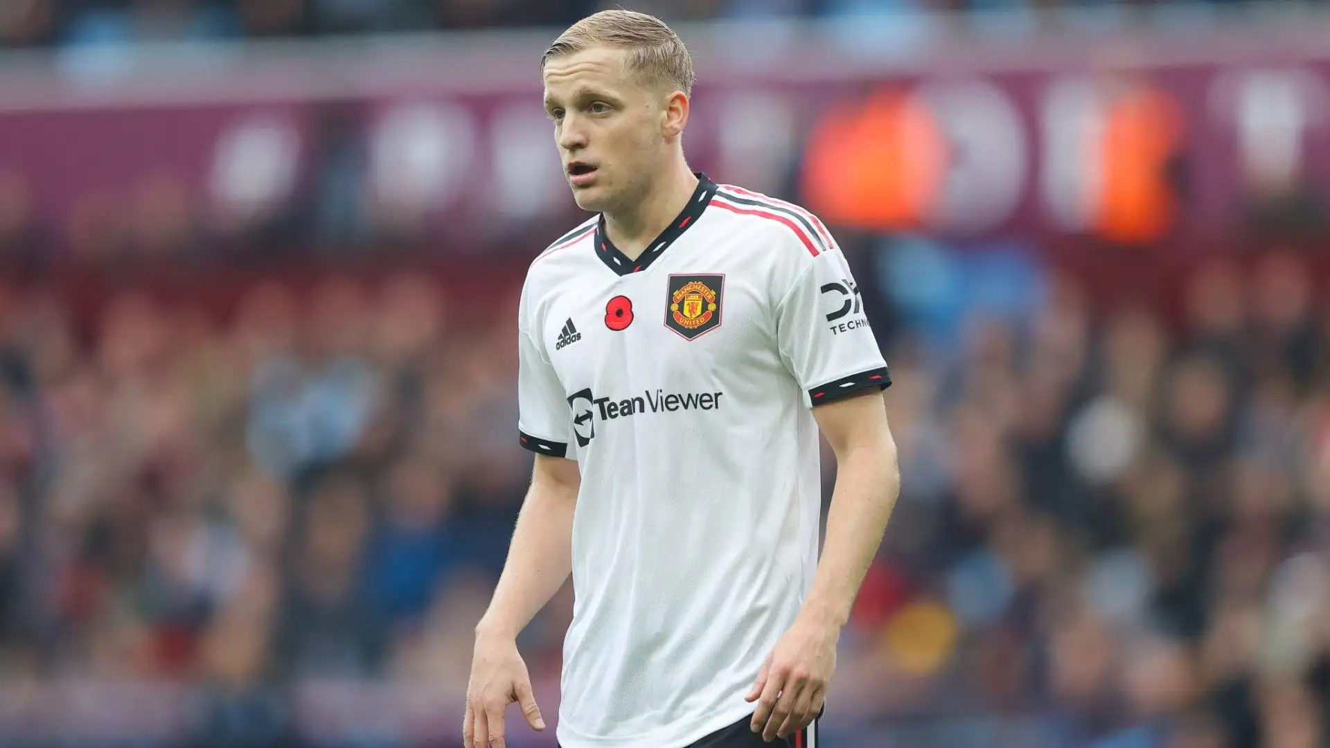 Donny van de Beek vuole giocare di più
