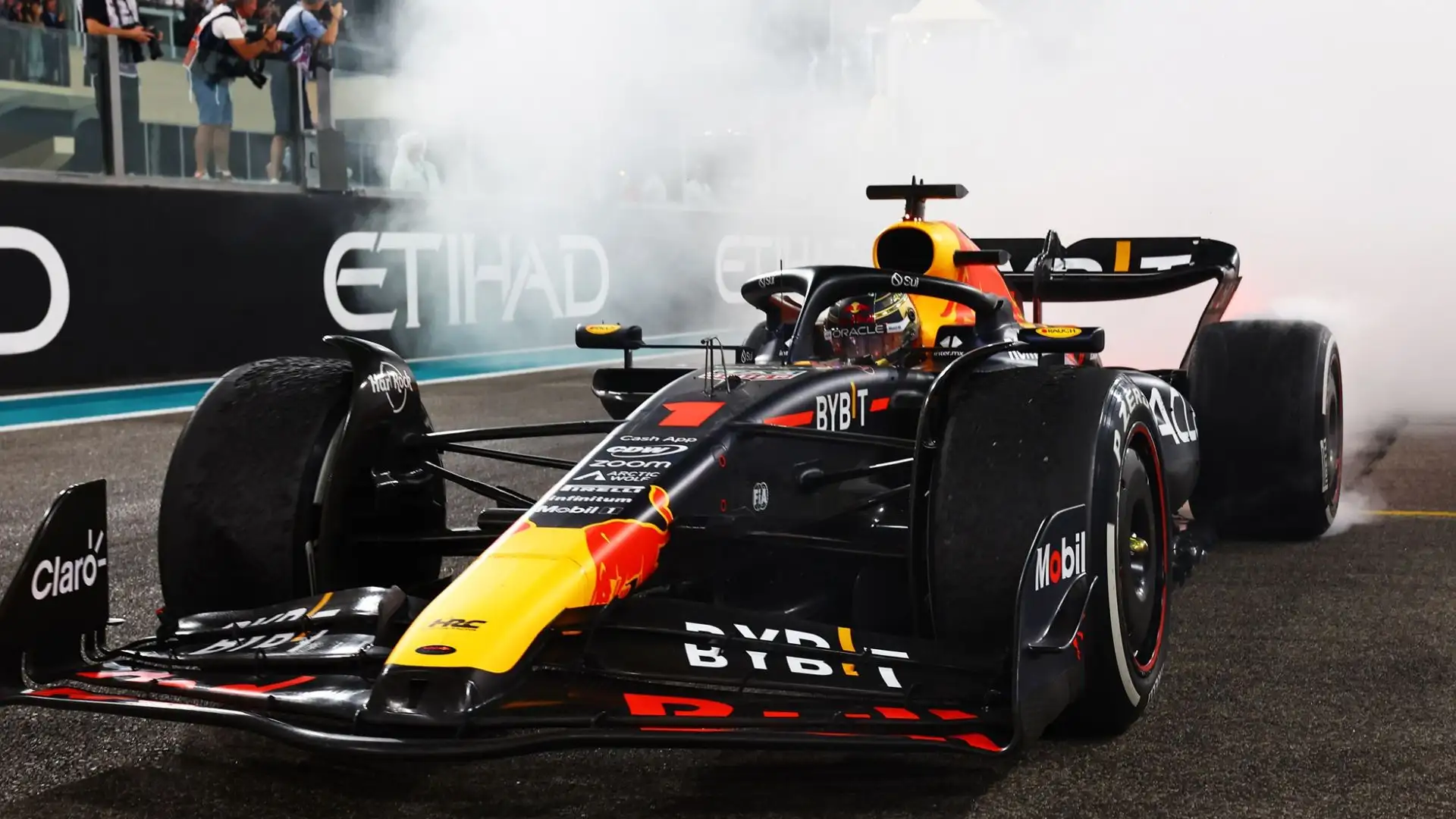 Verstappen ha infranto il record della percentuale più alta di vittorie: 86,36 è il nuovo primato, contro il 75% di Ascari del 1952