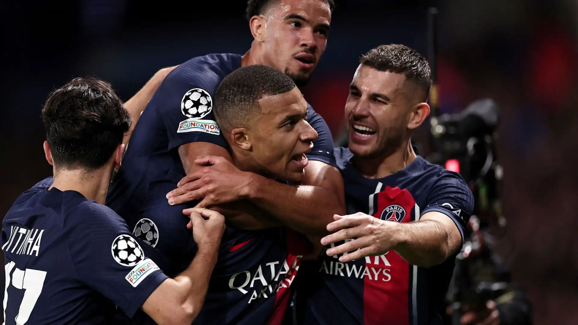 L'arrivo di Mbappé ha un costo proibitivo per il Bayern Monaco: lo stipendio dell'attaccante francese arriva ad 80 milioni a stagione