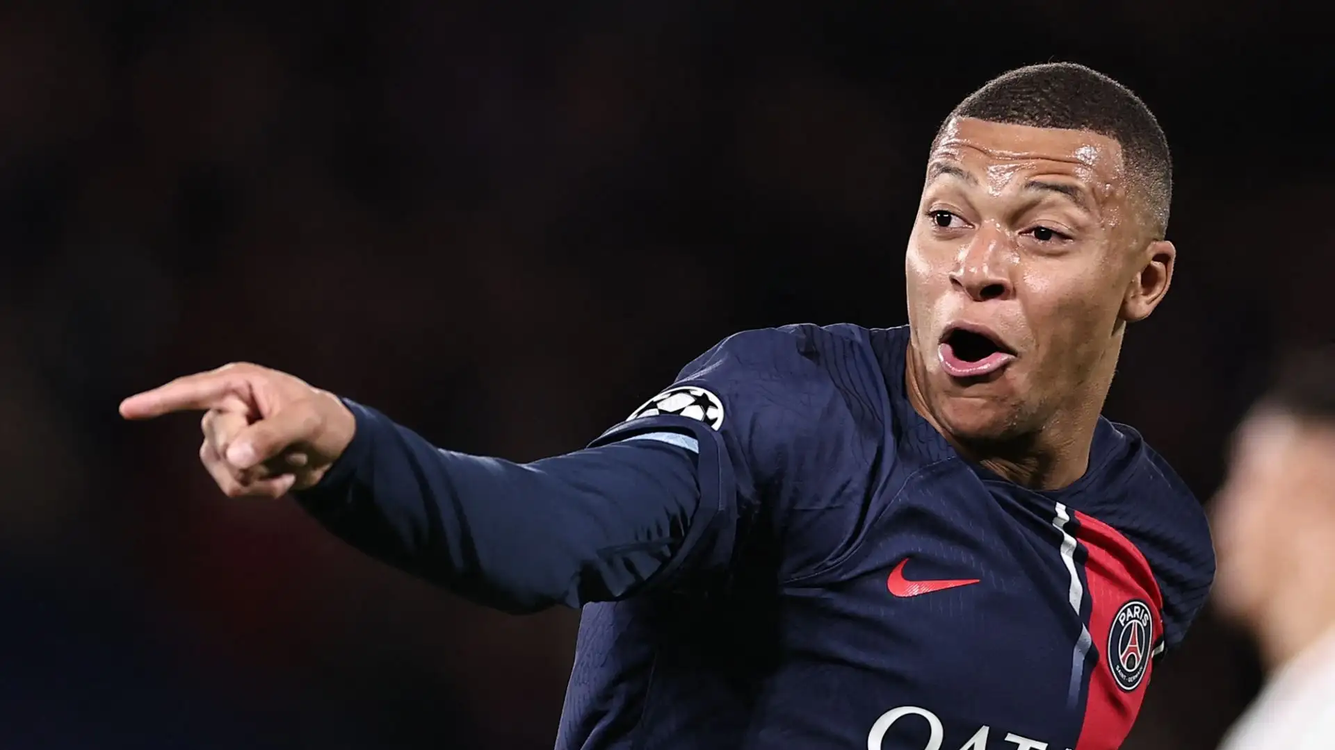 In scadenza di contratto a giugno 2024, Mbappé a gennaio potrà firmare un pre-contratto con qualsiasi club voglia