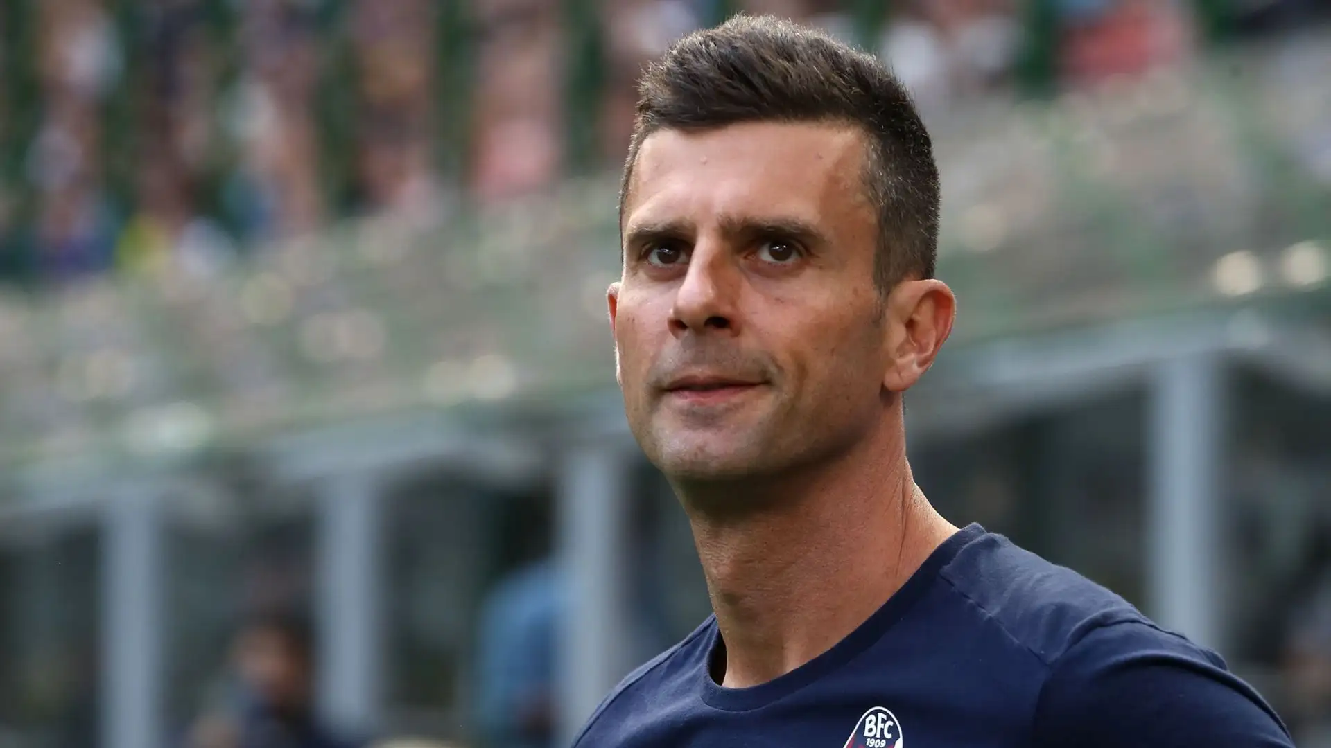 I rossoblu sono al momento quinti in classifica, a pari merito con la Roma
