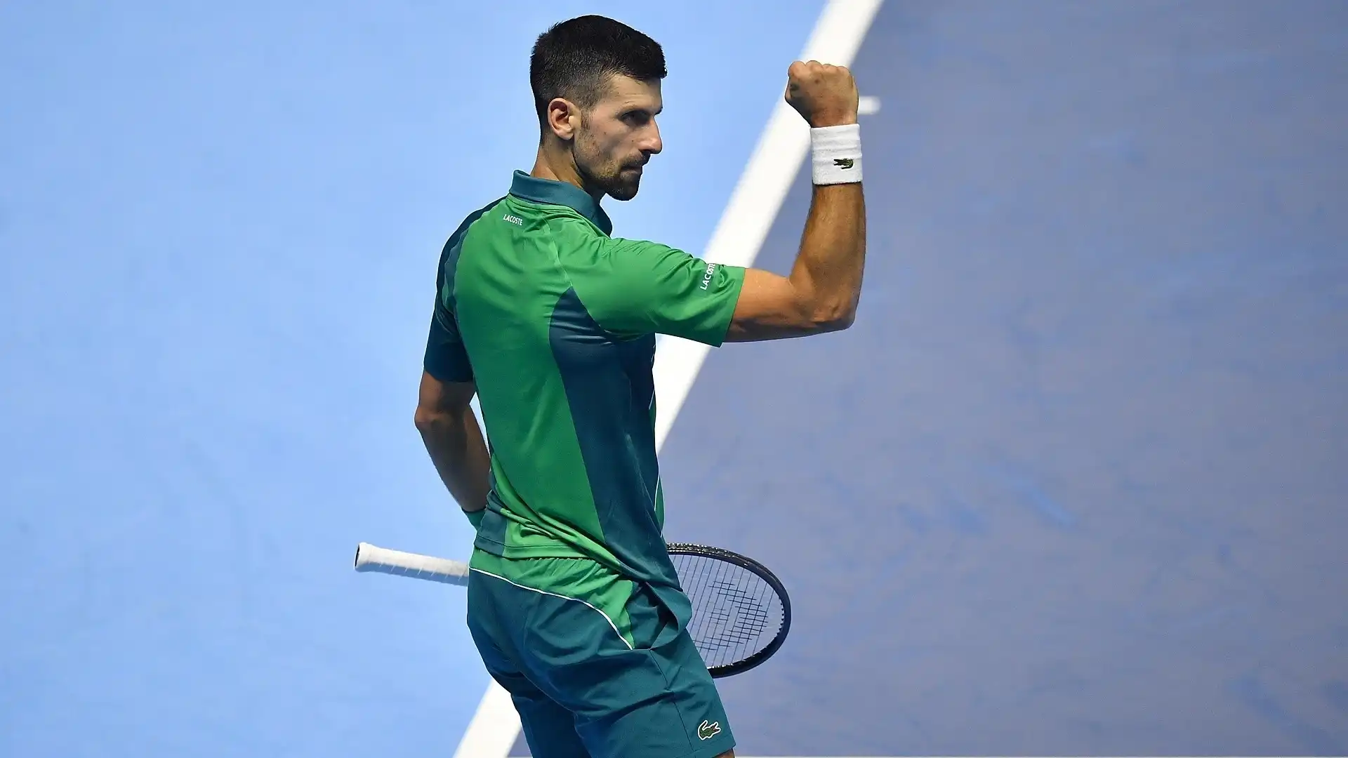 ATP Finals, Novak Djokovic vince un match spettacolare contro Holger Rune e ritocca un suo record