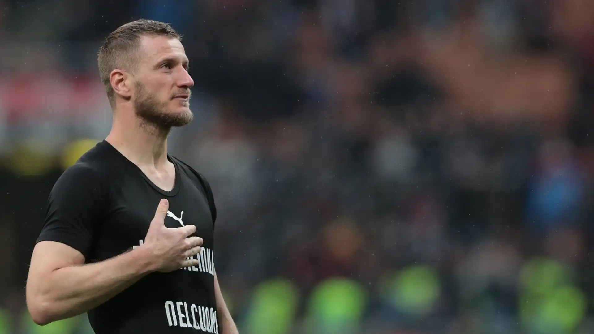 Ignazio Abate è comparo sulla lista del club per sostituire Stefano Pioli
