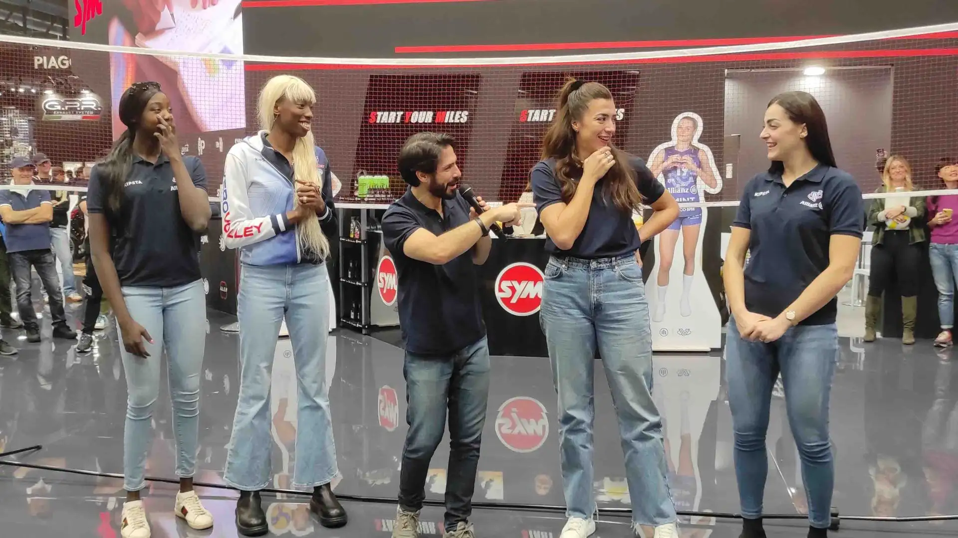 Le quattro hanno parlato durante un breve evento.