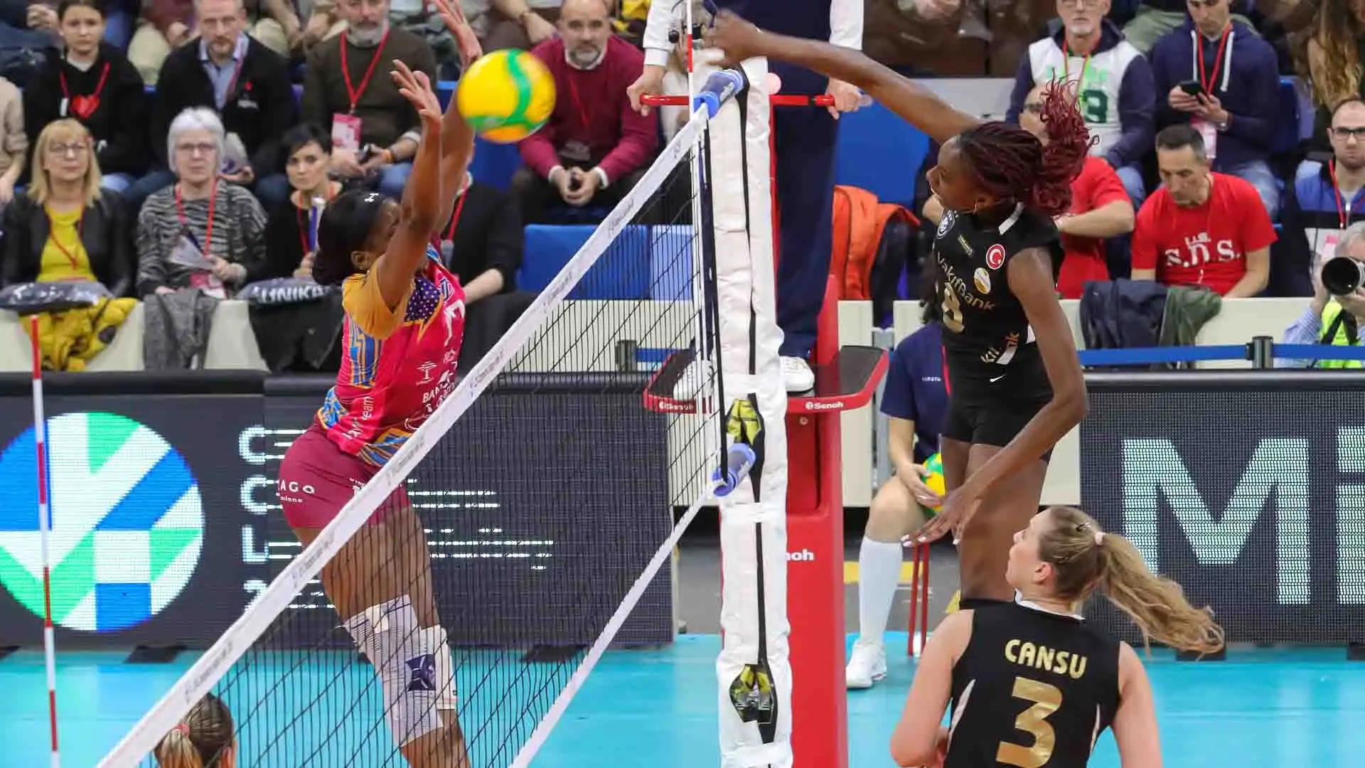 La sfida invernale dell'Allianz Vero Volley Milano si sta avvicinando al culmine.