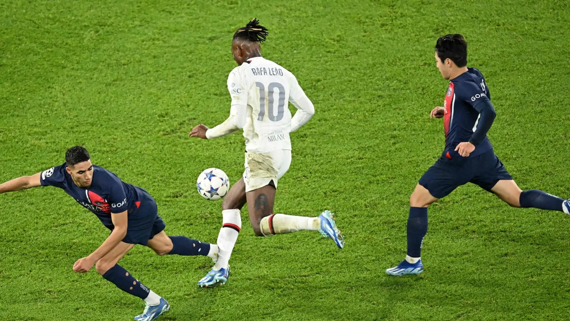 L'attaccante portoghese non ha ancora recuperato dall'infortunio e salterà la prossima sfida di Champions con il Borussia Dortmund