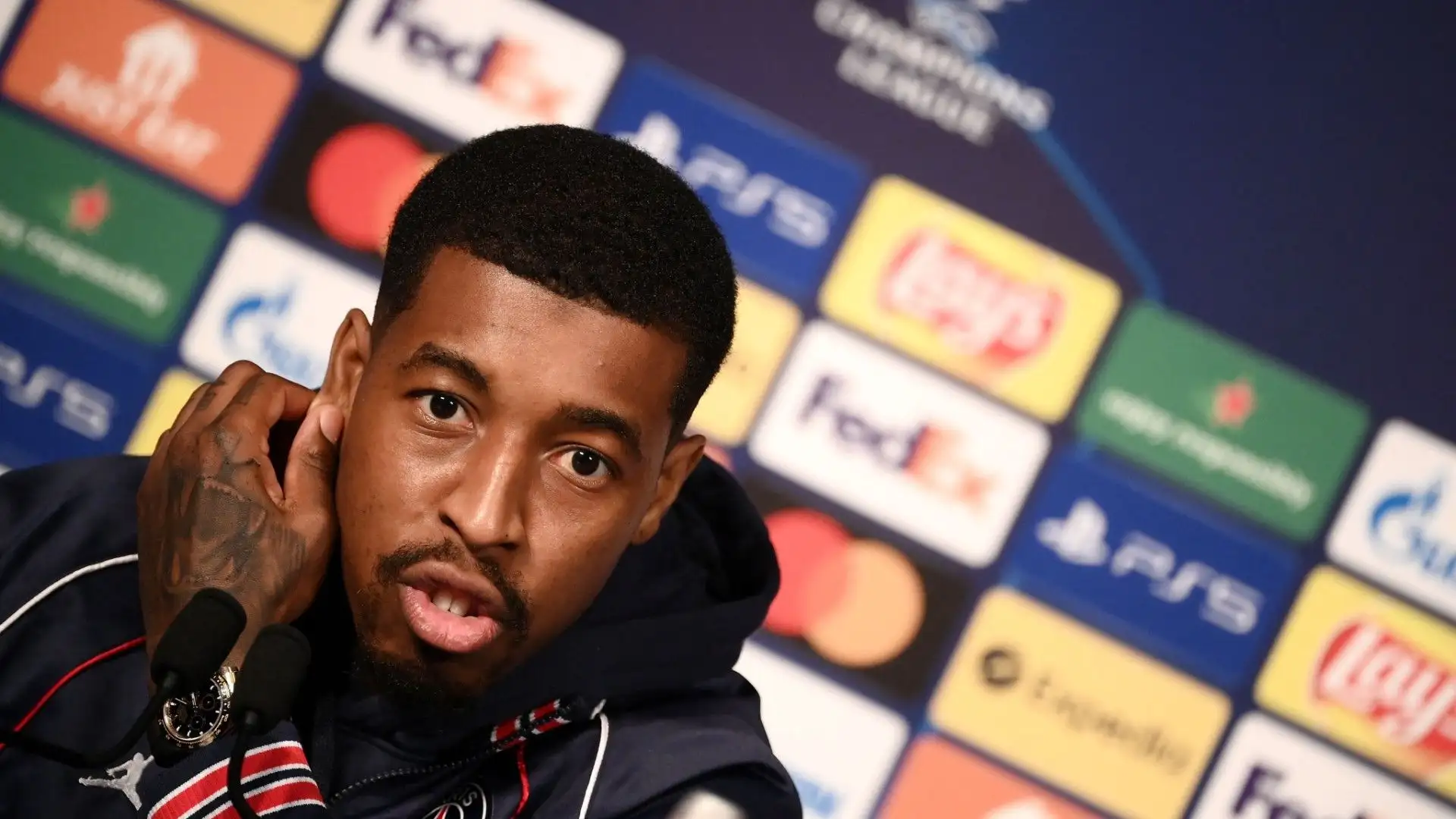 Stando alle ultime indiscrezioni, il PSG sta riflettendo sul suo futuro
