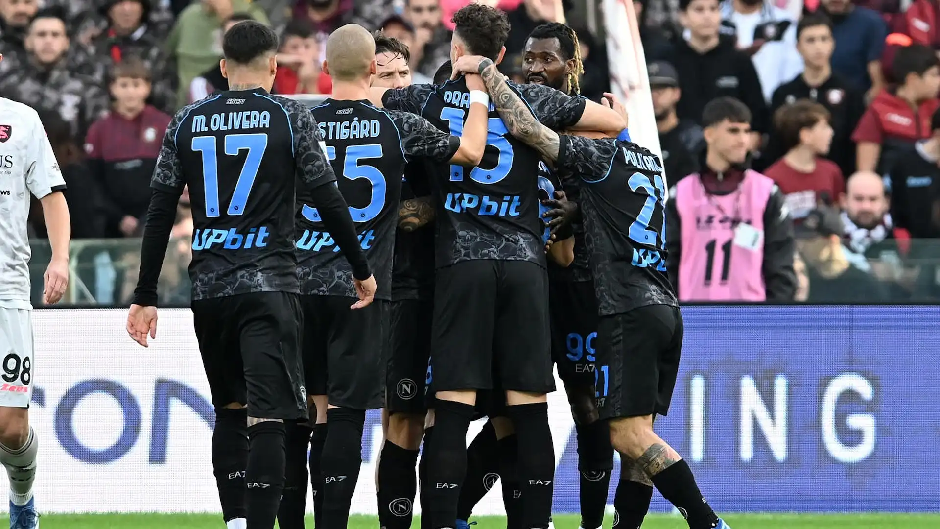 Il Napoli batte la Salernitana con un gol per tempo