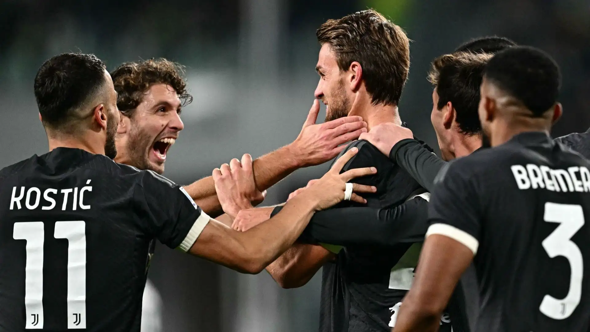 "Ad oggi dico che sarà una lotta tra Juve e Inter. Milan e Napoli sono forti come loro ma hanno altri problemi"
