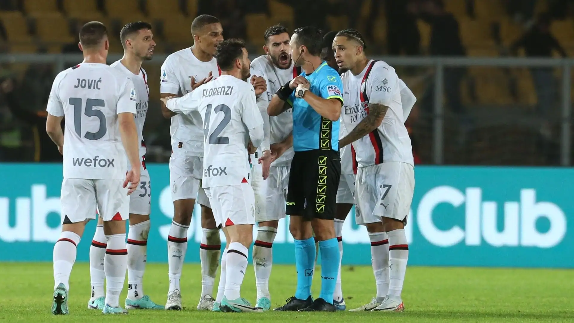 Stefano Pioli sta faticando un po' al Milan: gli ultimi risultati sono molto negativi
