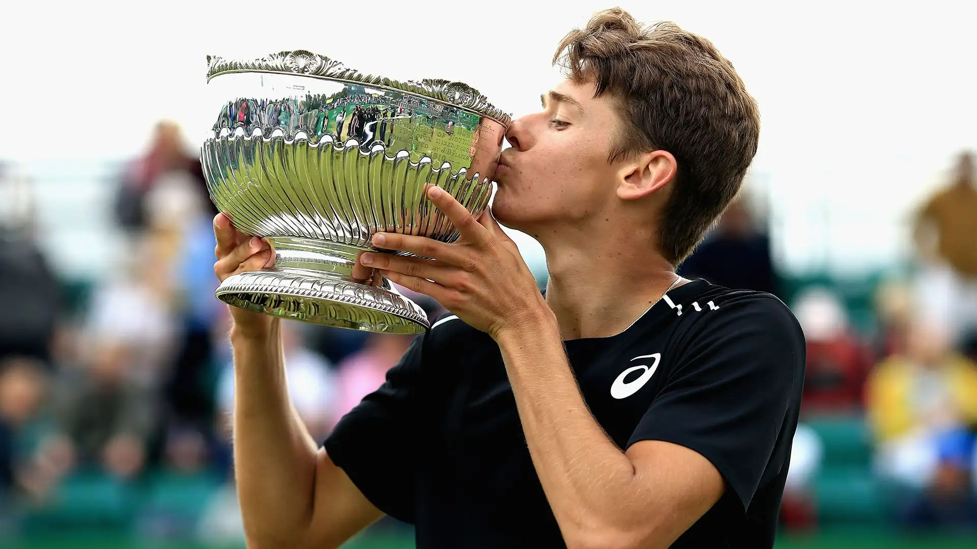 12) Alex de Minaur (Australia): 2,94 milioni di dollari
