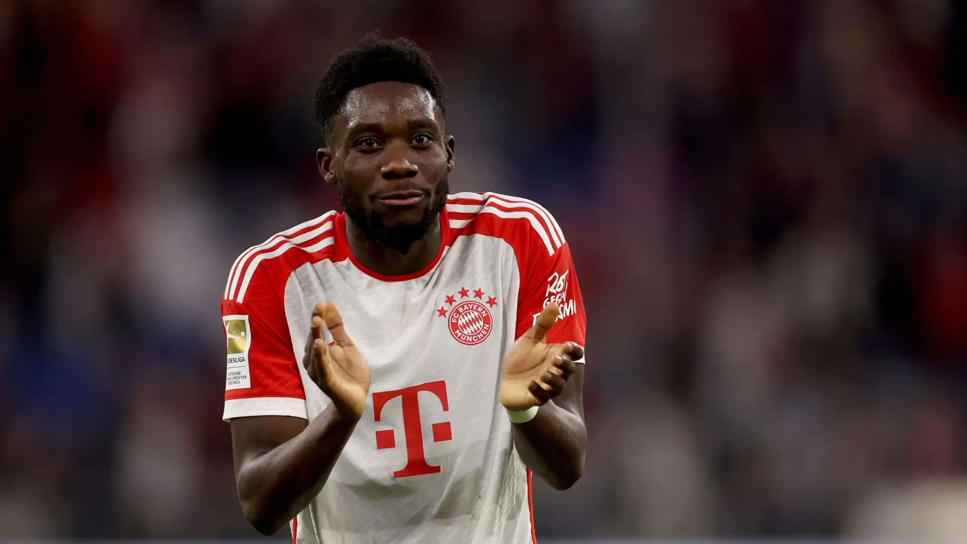 Alphonso Davies si vede lontano dal Bayern Monaco nella prossima stagione