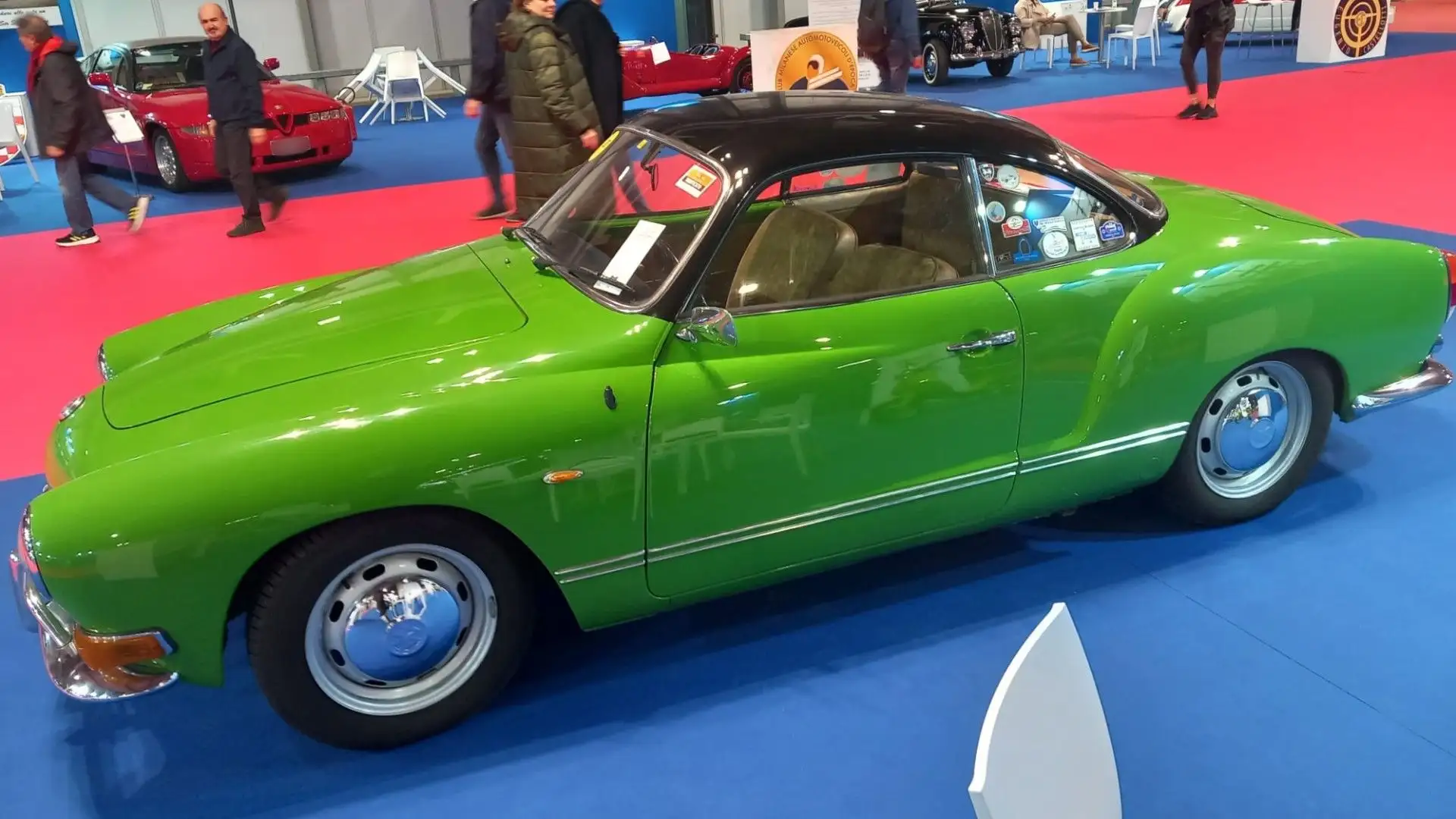 Volkswagen vuole affiancare al Maggiolino una versione più sportiva basata sulla sua meccanica.