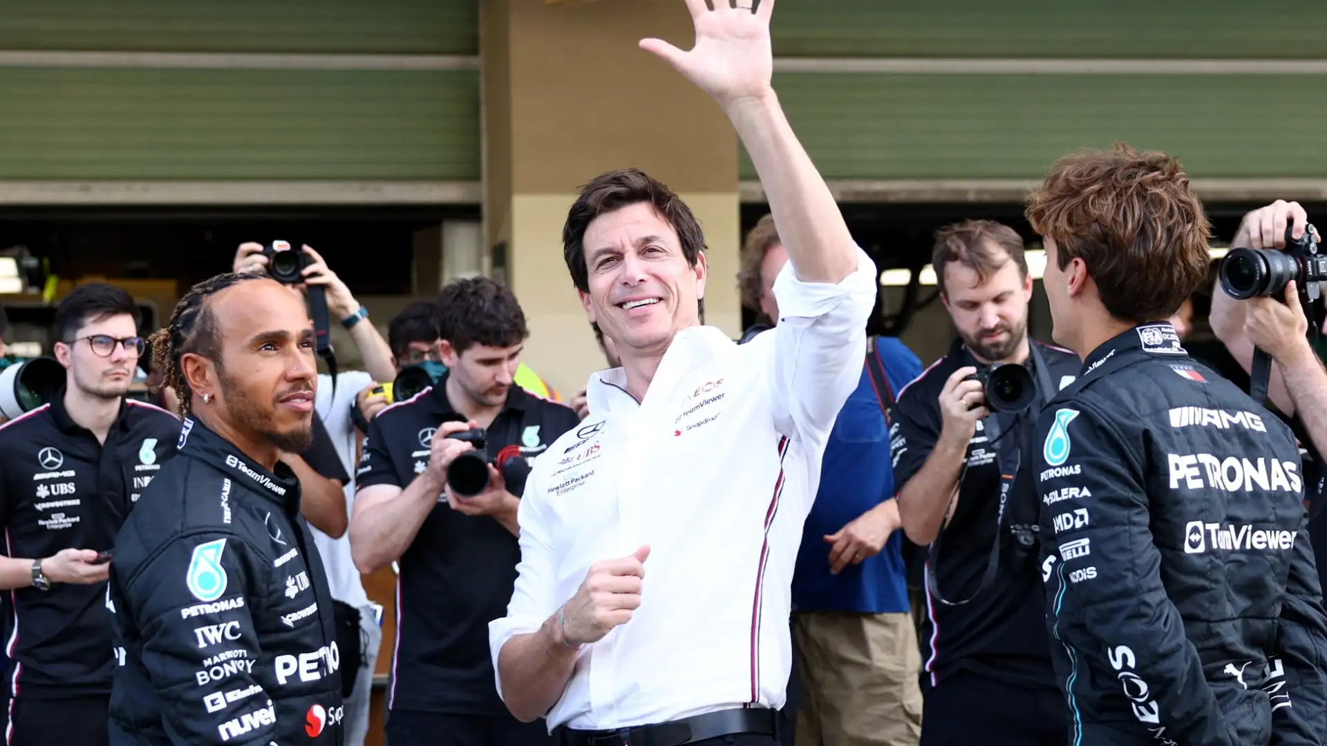 Anche il boss della Mercedes, Toto Wolff, ha parlato di un "Everest" da scalare