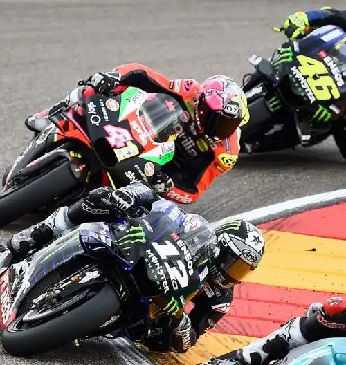 Espargarò racconta: “Oliveira è volato”