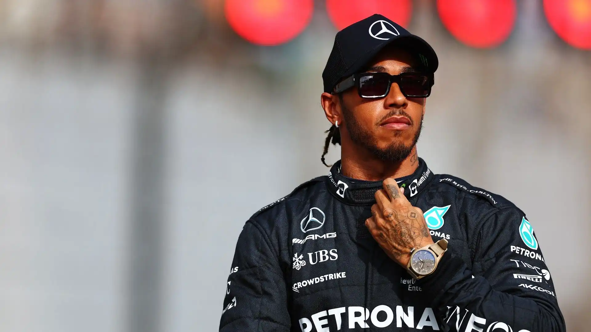 Nel campionato Extreme E gareggia il team di SUV elettrici X44: Lewis Hamilton è il proprietario
