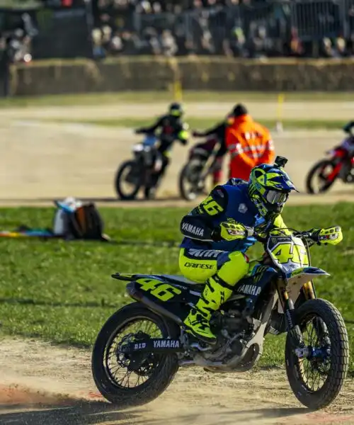 100km dei campioni, Valentino Rossi e Luca Marini secondi: trionfano Bartolini e Baldassarri. Le foto