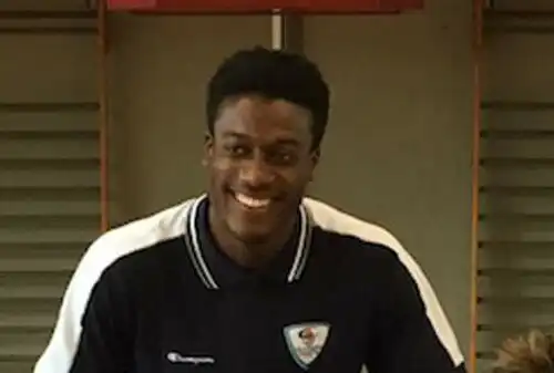 Abass: “Non mi muovo da Cantù”