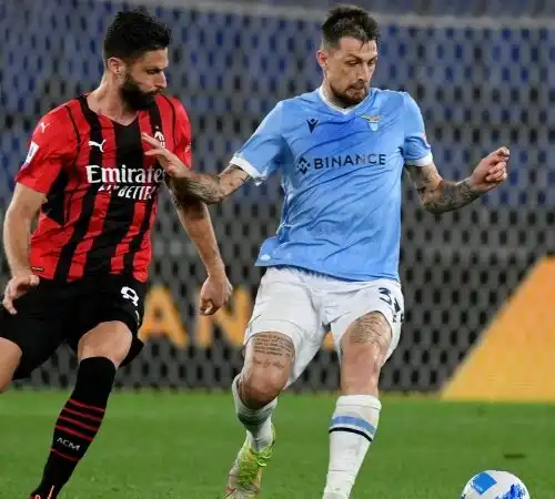 Acerbi, messo in croce dai tifosi della Lazio, non ci sta e ribatte