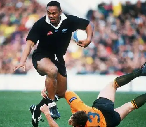 Il rugby piange Lomu: “Straordinario”