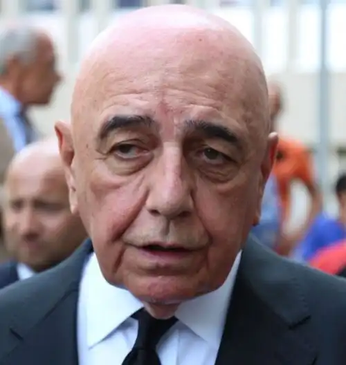 Galliani scaccia le voci sull’esonero di Stroppa