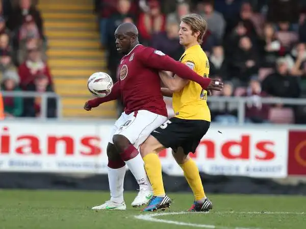 La partita contro il Chelsea ha fatto conoscere al mondo il bomber "over size" del Wimbledon, Akinfenwa.