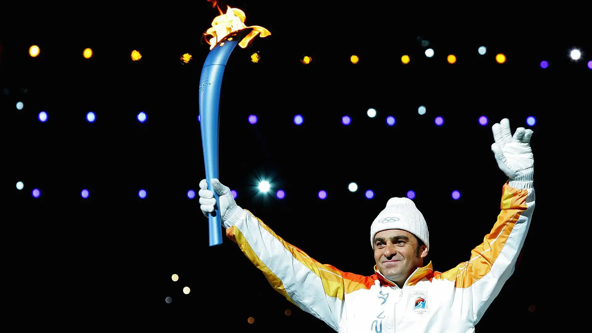 Alberto Tomba ha conquistato tre medaglie d'oro olimpiche nello sci alpino
