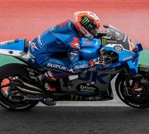 Suzuki, Joan Mir e Alex Rins confidano nel meteo